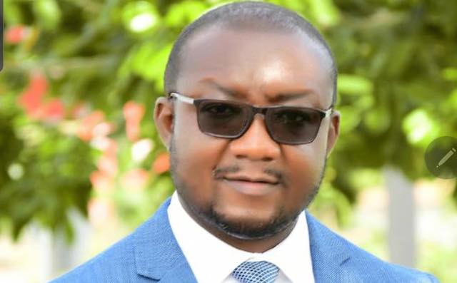Lawyer advises artistes seek legal advice for contracts